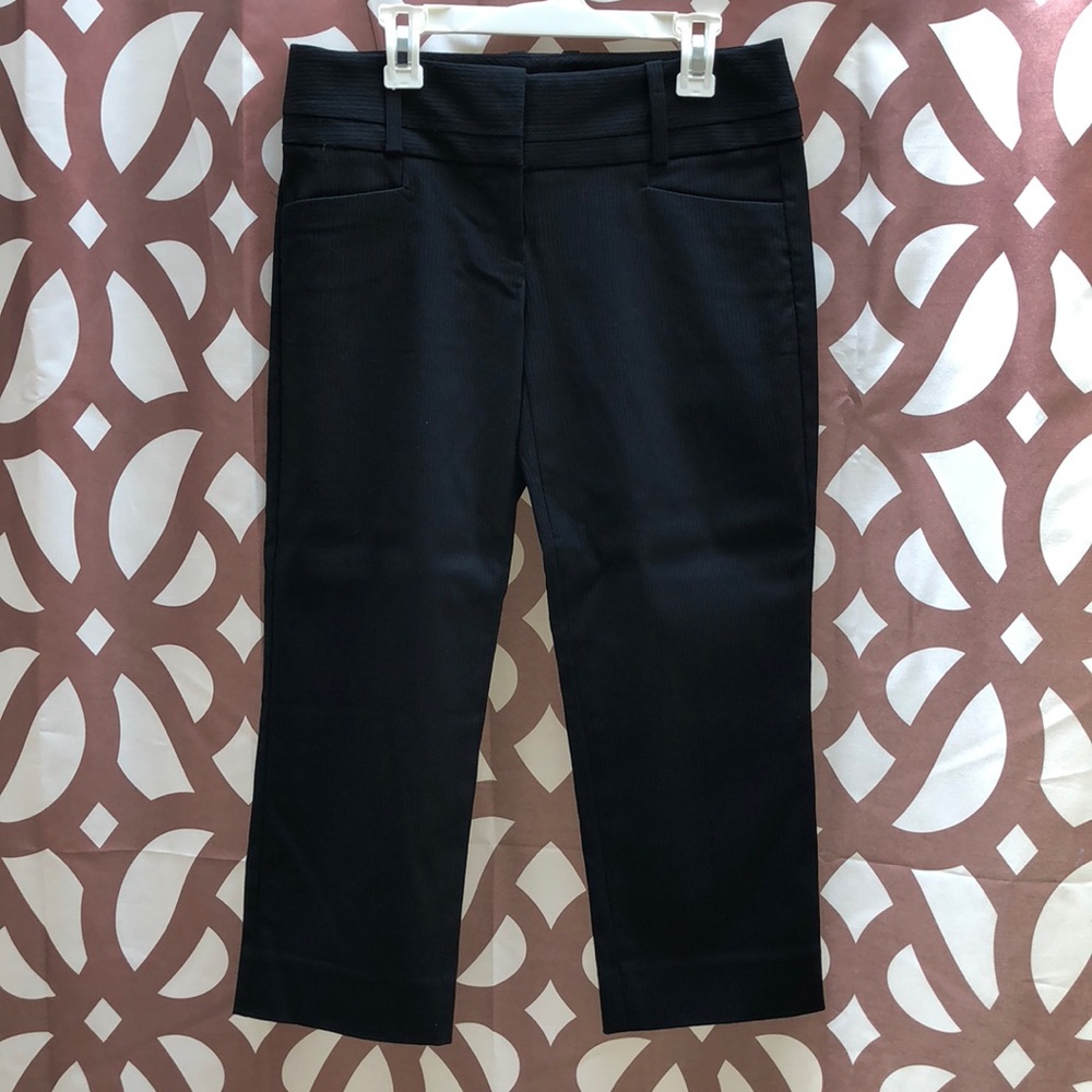 THE LIMITED STRAIGHT FIT CAPRI.